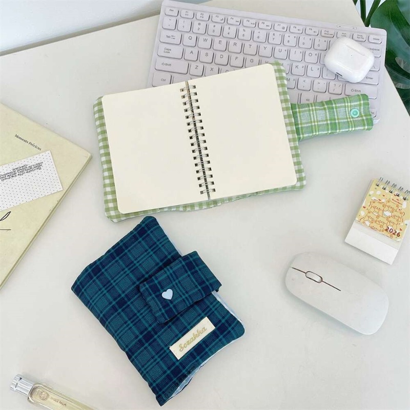 Copertina in tessuto a quadret - Stationery Books recensione e prezzo
